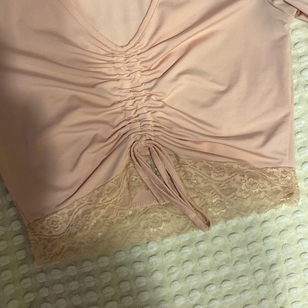 LACE PINK TOP - Picture 3 of 3